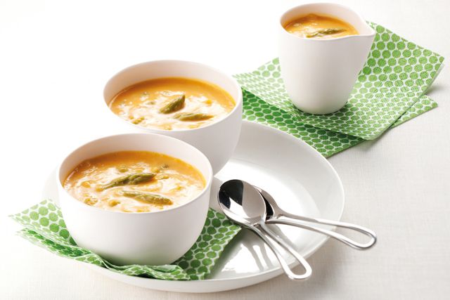 Velouté glacé de carottes et asperges vertes